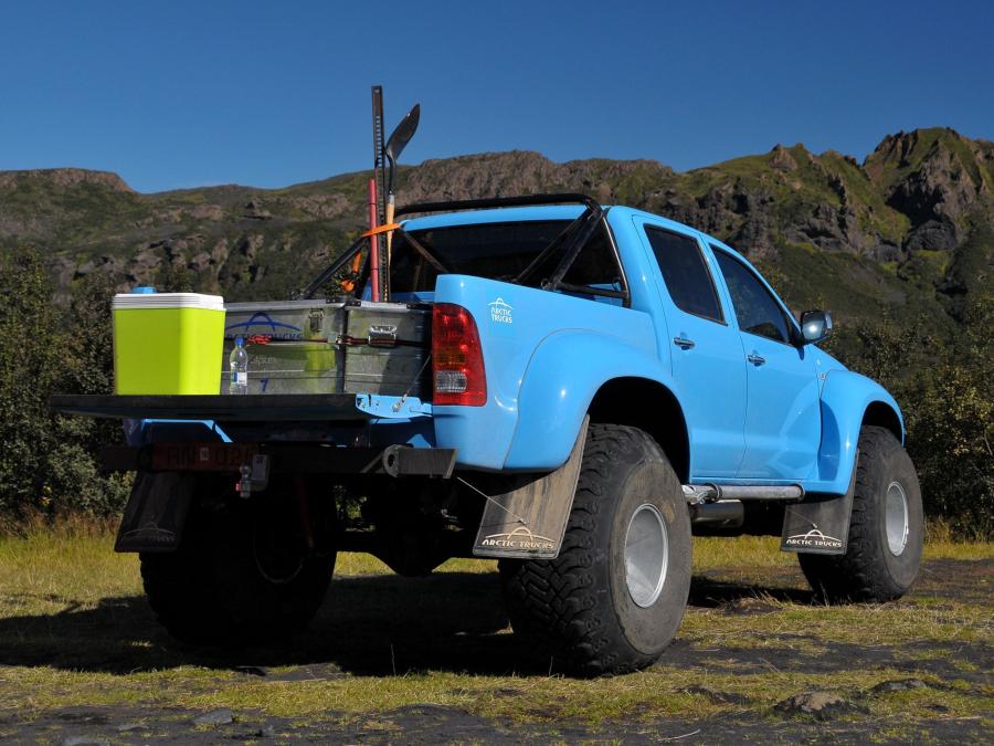  Toyota Hilux AT44 Arctic Trucks 2007 года  (фото 21 из 30)